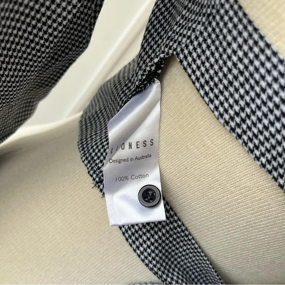 Lioness french kiss houndstooth top - Picture 3 of 3
